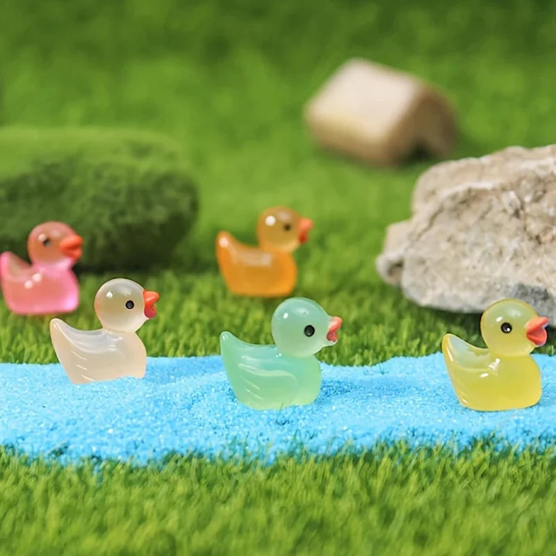 Luminous Duckling Cute Animal Ornament diy Car Ornament Bedroom Decoration Accessories Micro Landscape Ornament 100Pcs