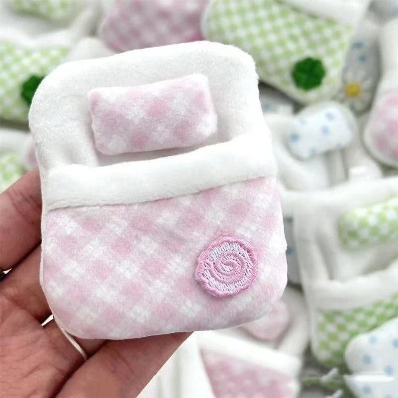 Cute Sleeping Bag Storage Bag for Sylvanian Families, Mini Doll Cloth Clothes, Doll Room Decoration, Mini Furniture Accessories