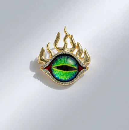 Devil's Eye Enamel Eye Eyelash Brooch Vintage Vintage Gorgeous Palace Schiaparelli