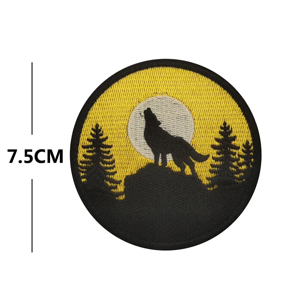 Outdoor Camping Tactical Patch Compass Wolf Embroidered Patch HOOK LOOP Badge Fit Backpack Jacket Clothing stickers