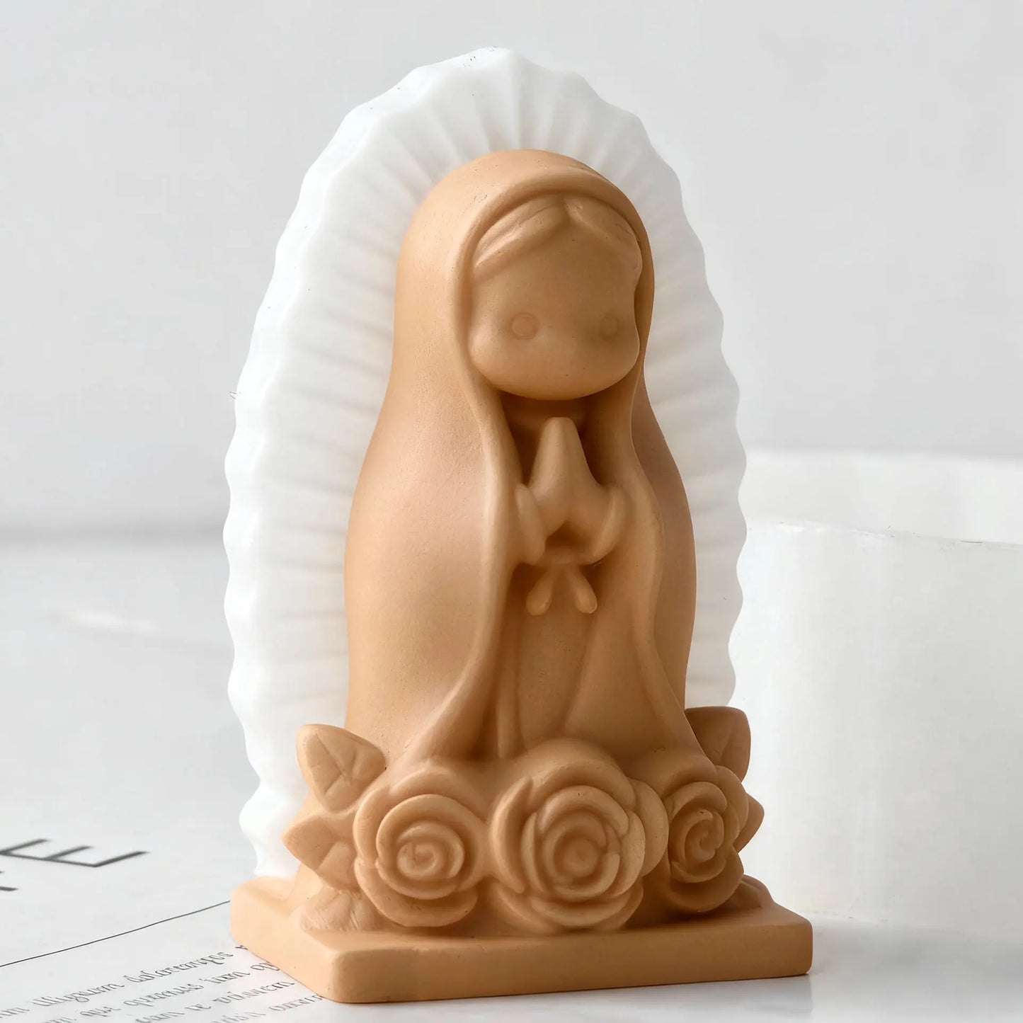 Praying Girl Candle Silicone Mold Prayer Virgin Mary Aroma Soap Plaster Wax Clay Craft Ornaments Making Mold Home Decor