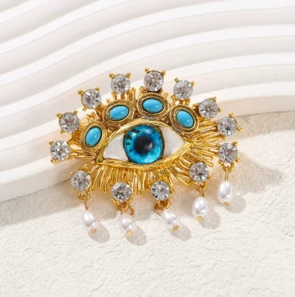 Devil's Eye Enamel Eye Eyelash Brooch Vintage Vintage Gorgeous Palace Schiaparelli