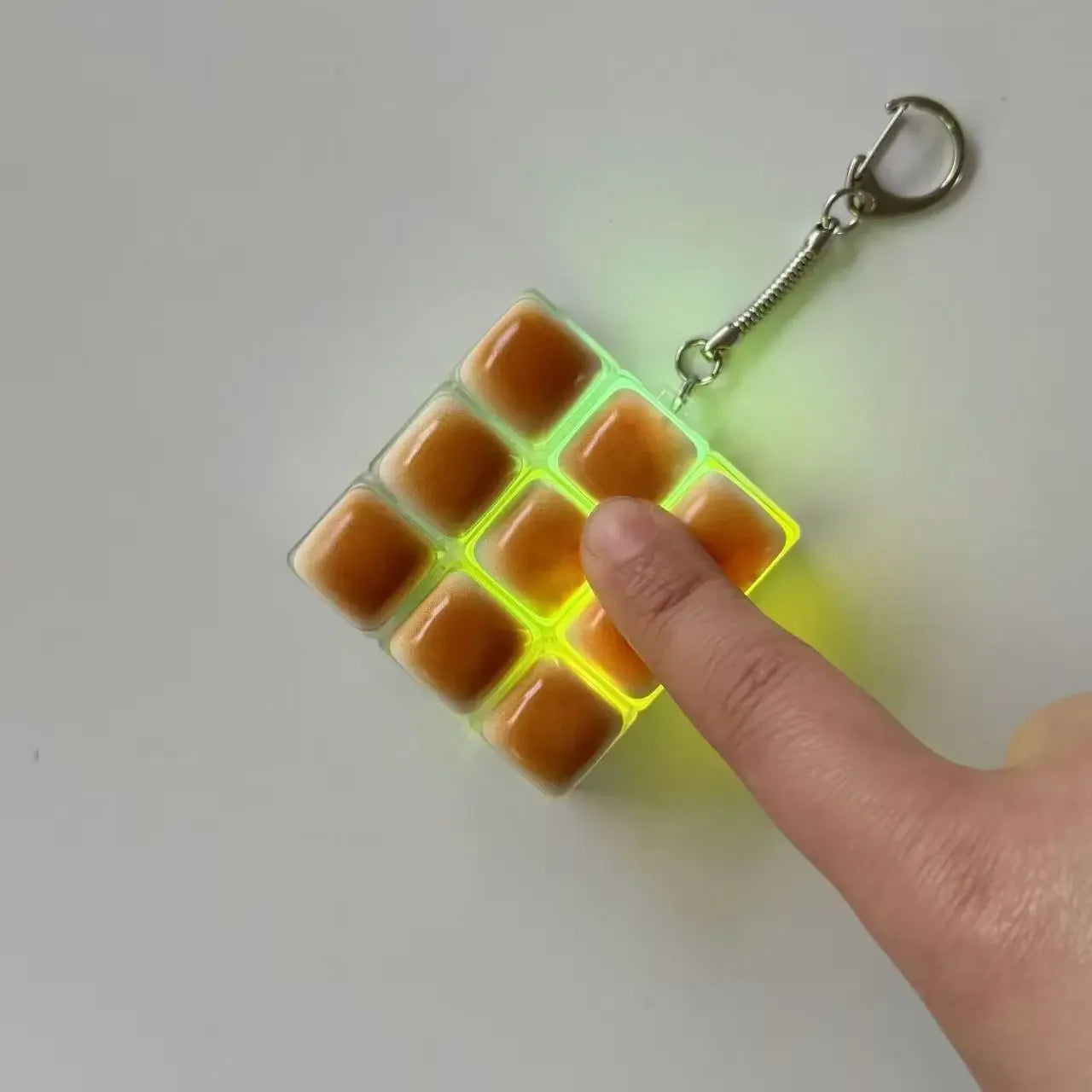 Bread Keycap Stress Relief shine Clicker Keychain Mechanical Keyboard Button Decompress Fingertip Keyring fidget toy sensory toy